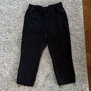 Lululemon On the Fly Black Cropped Pants